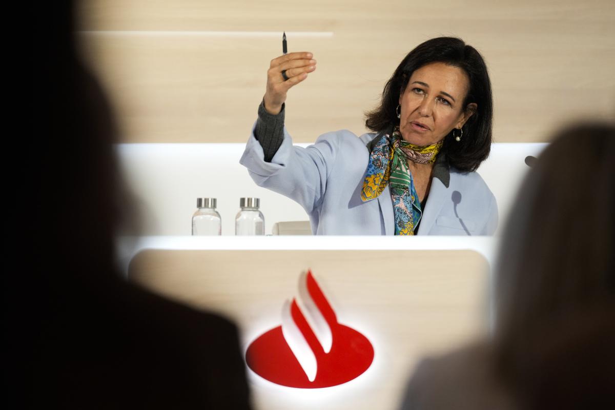 Chairman Botin of Santander Anticipates ‘Super-Soft Landing’ for the Economy