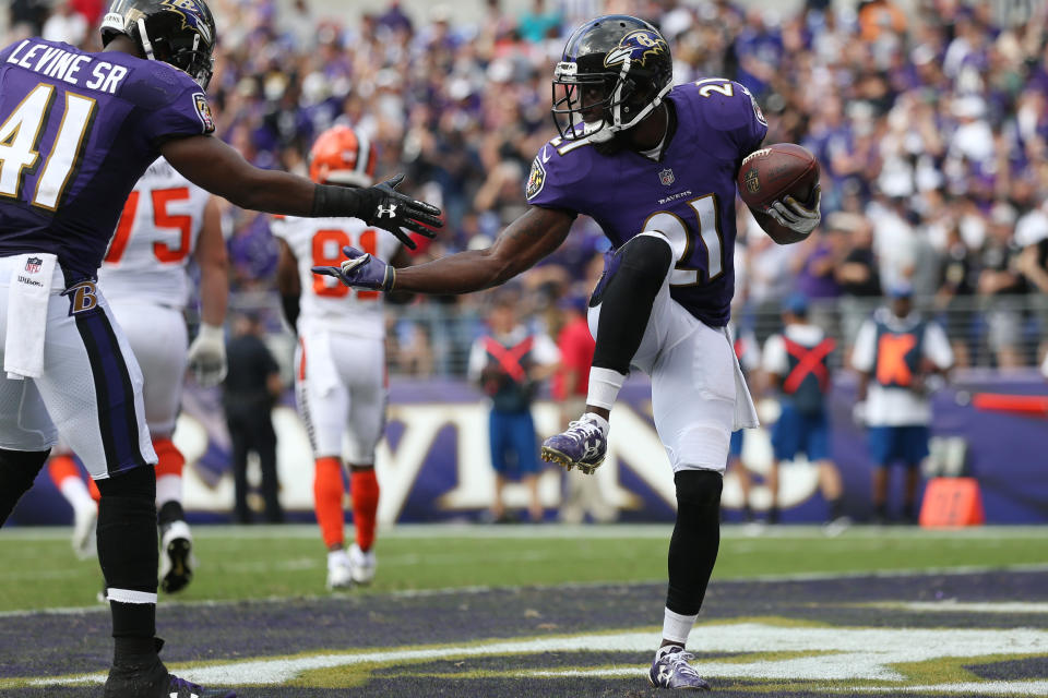 <p>Free safety Lardarius Webb #21 of the Baltimore Ravens and cornerback Anthony Levine #41 of the Baltimore Ravens celebrate in the end zone against the Cleveland Browns in the four quarter at M&T Bank Stadium on September 17, 2017 in Baltimore, Maryland. (Photo by Patrick Smith/Getty Images) </p>