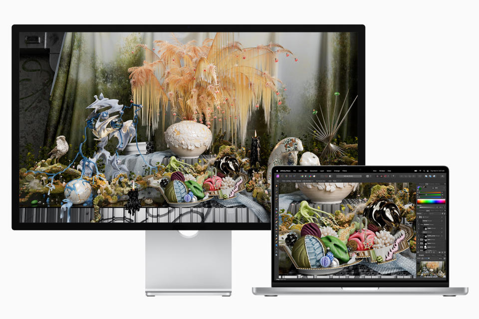 <p>Press images of the Apple Mac Studio and Studio Display.</p>
