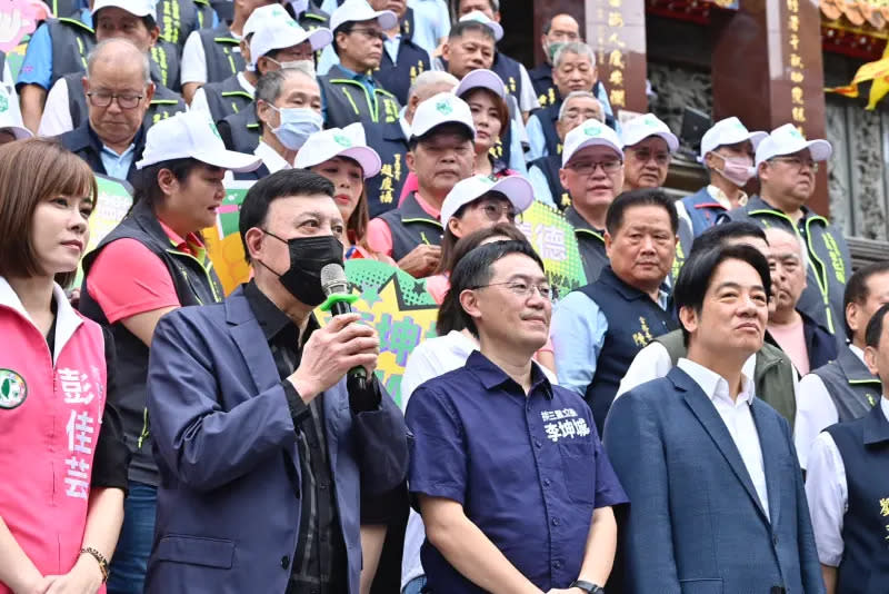 ▲賴清德今赴三重義天宮參香祈福。（圖／賴清德競選辦公室提供）