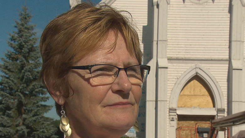 Petitcodiac Baptist Church loses its 137-year-old steeple