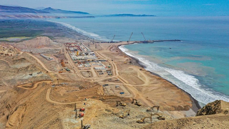 Vista aérea del futuro puerto de Chancay