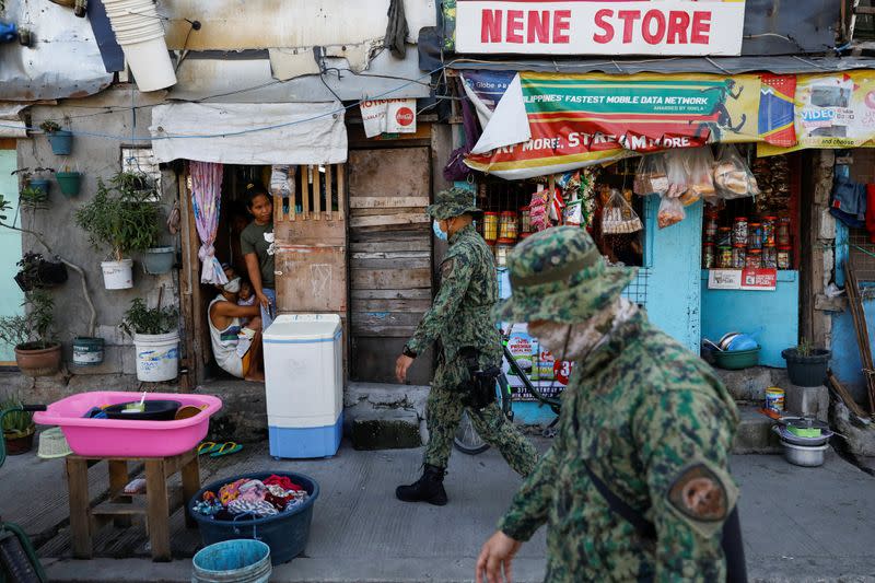 Lockdown reimposed in Navotas City amid spike in cases of COVID-19