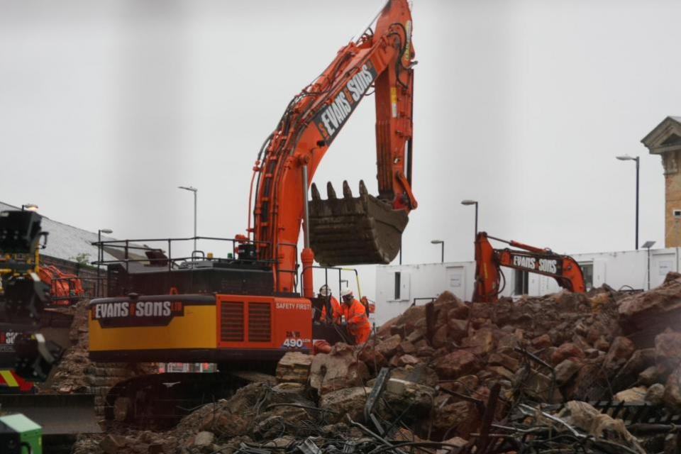 York Press: Work to demolish York's Queen Street Bridge underway on Sunday