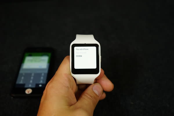 跨平台 Android Wear 正式支援iPhone手機