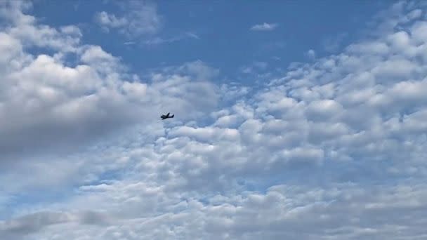 PHOTO: A small airplane circles over Tupelo, Miss., Sept. 3, 2022. Police say the pilot of the small airplane is threatening to crash the aircraft into a Walmart store.  (Rachel Mcwilliams via AP)
