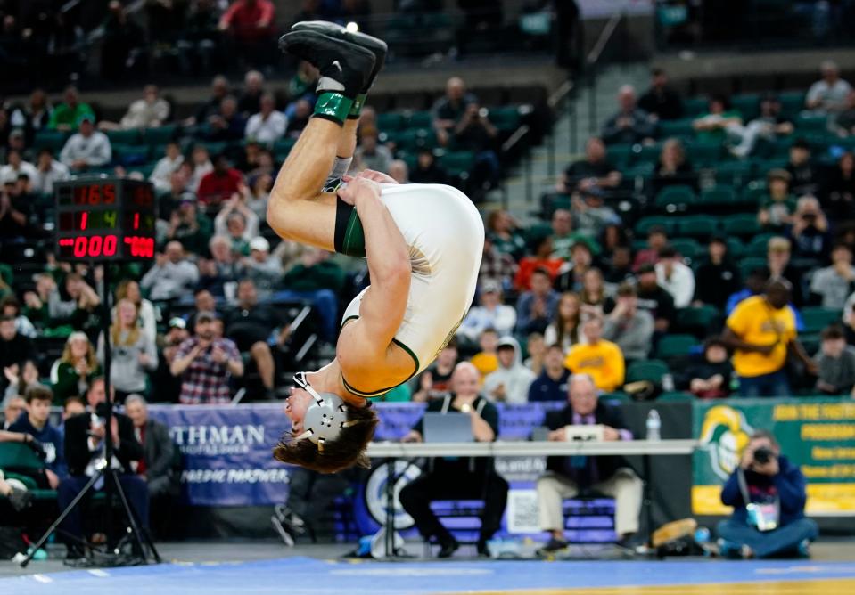 Louis Cerchio of Delbarton wins the 165-pound state wrestling final at Boardwalk Hall in Atlantic City on Saturday, March 4, 2023.