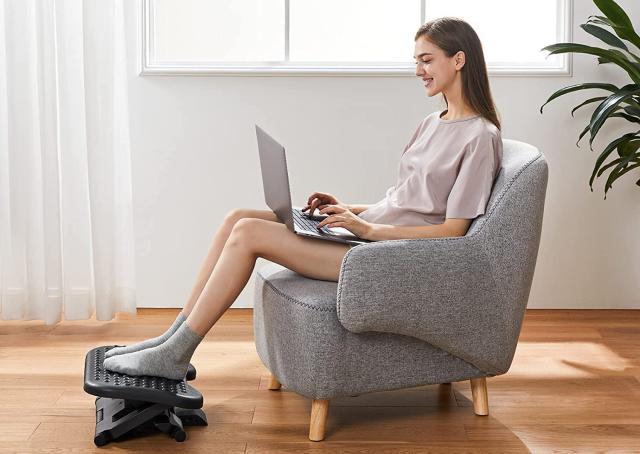 5 Reasons Why You Need an Ergonomic Footrest