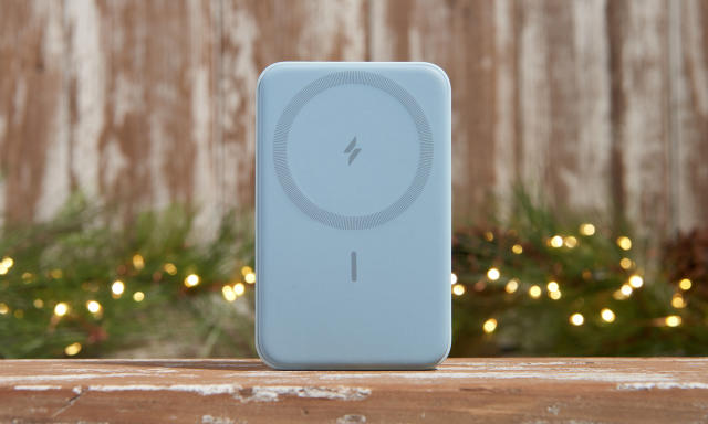 Anker's MagSafe 5K Power Bank in five colors falls to best price of the  year at $36.50 (Reg. $50)