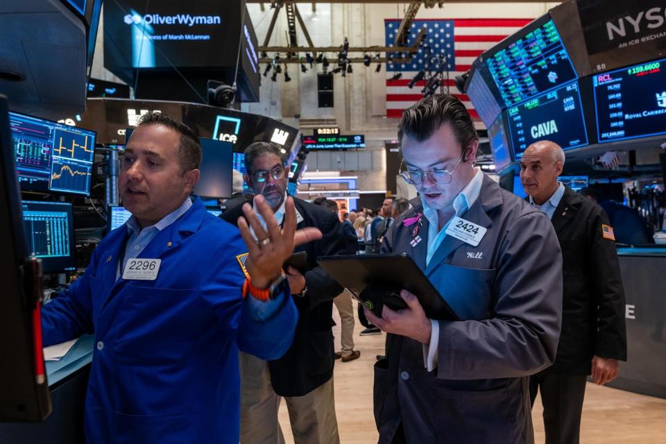 PHOTO: Traders work on the floor of the New York Stock Exchange (NYSE) on July 11, 2024 in New York City. (Spencer Platt/Getty Images)