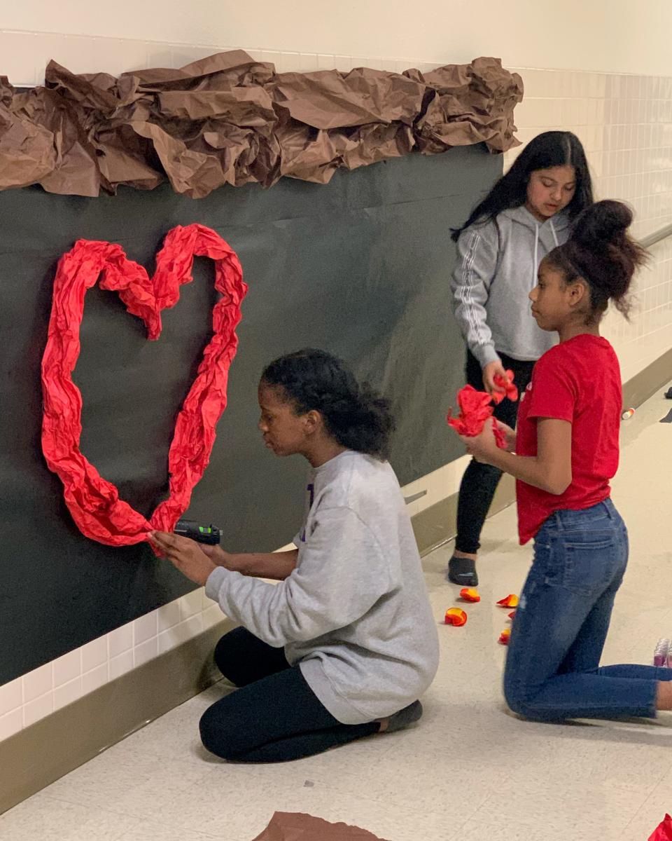 KINDNESS CHALLENGE HEART: Part of the preparation for the Kindness Challenge including decorating the hallways in the school. Students made displays related to being kind and positive in high-traffics parts of the campus for all to see.