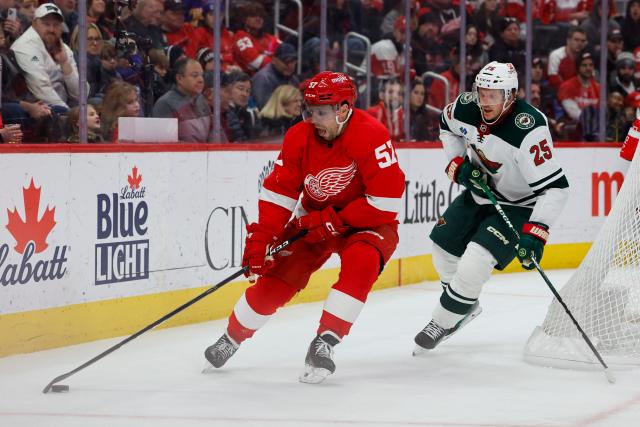 Red Wings' Dylan Larkin leaves game after cross-check; Patrick