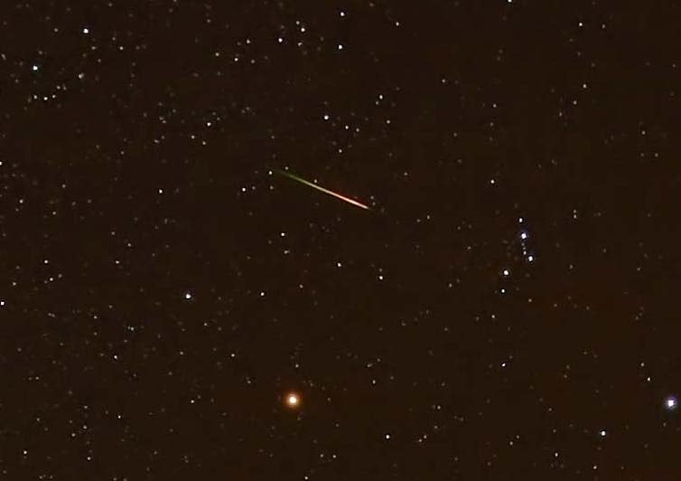 <span class="caption">Trail visible in an Orionid meteor shower.</span> <span class="attribution"><a class="link " href="https://www.flickr.com/photos/drphotomoto/4034598096/in/photolist-79wns9-8CEgf8-nu3qwc-seHx8j-nu3fAy-nLmgGb-7gkoxH-XstByB-iwUmQv-GMirYm-dAV3Xa-X4HpZU-dwyBjx-79h42j-8saBqd-dmtRAu-ftHx77-7eFfZr-ft6RNx-ftEtto-79smwX-ftq97r-pnMctr-dv9Lgp-e5zJDV-cQ37gQ-b7hjpF-8s7BnX-58bhWG-X4Hrbb-6PYC6c-8saArC-dBoANf-fsGHVi-nNiYTV-nu2YMs-skdrNx-7girE8-L3XmEA-LpHU8-8tn8ZQ-dmyBYk-cQpms1-nLes34-8sbrmH-bq4MXf-8rTkuC-79dbAt-5mheNK-ehZswU" rel="nofollow noopener" target="_blank" data-ylk="slk:John Flannery/Flickr;elm:context_link;itc:0;sec:content-canvas">John Flannery/Flickr</a>, <a class="link " href="http://creativecommons.org/licenses/by-sa/4.0/" rel="nofollow noopener" target="_blank" data-ylk="slk:CC BY-SA;elm:context_link;itc:0;sec:content-canvas">CC BY-SA</a></span>