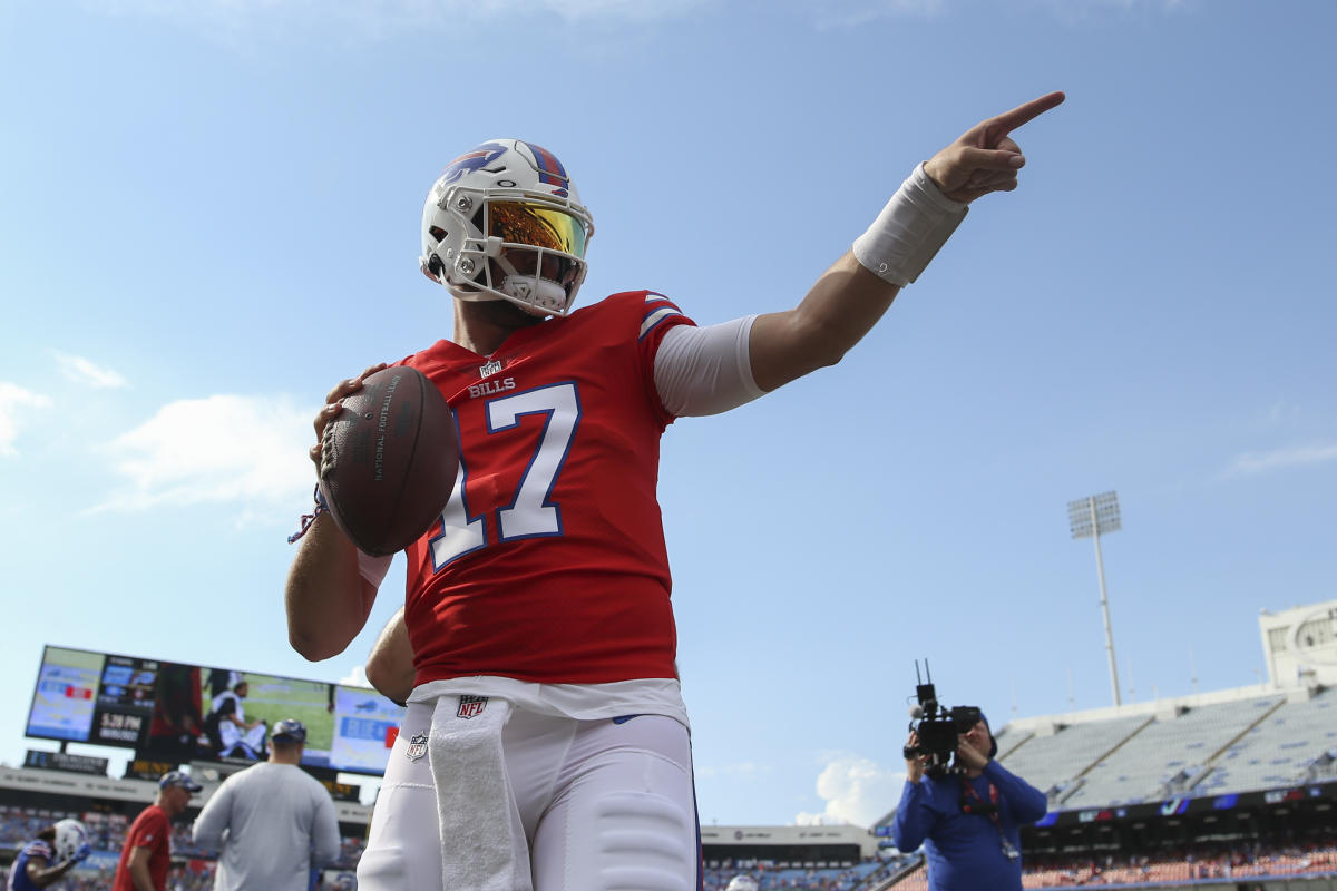 2021-2022 Playoff Fantasy Football Rankings – QB List