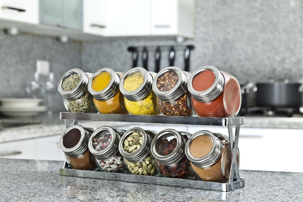 Spice rack