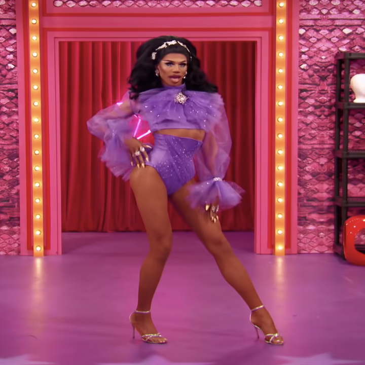 Naomi Smalls enters the Werk Room