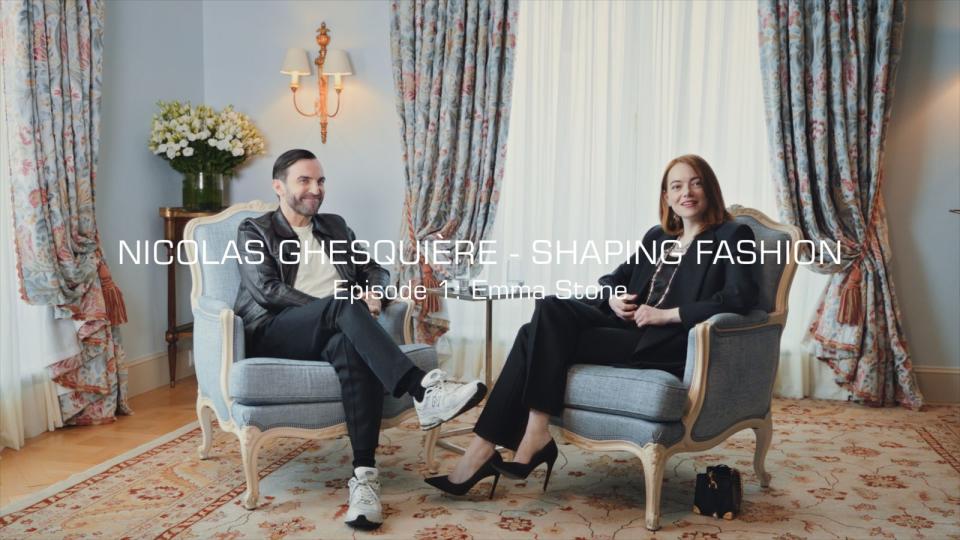 LOUIS VUITTON在YouTube頻道上推出《Nicolas Ghesquière: Shaping Fashion》，首集邀請品牌大使艾瑪史東（Emma Stone）擔任嘉賓。（路易威登提供）