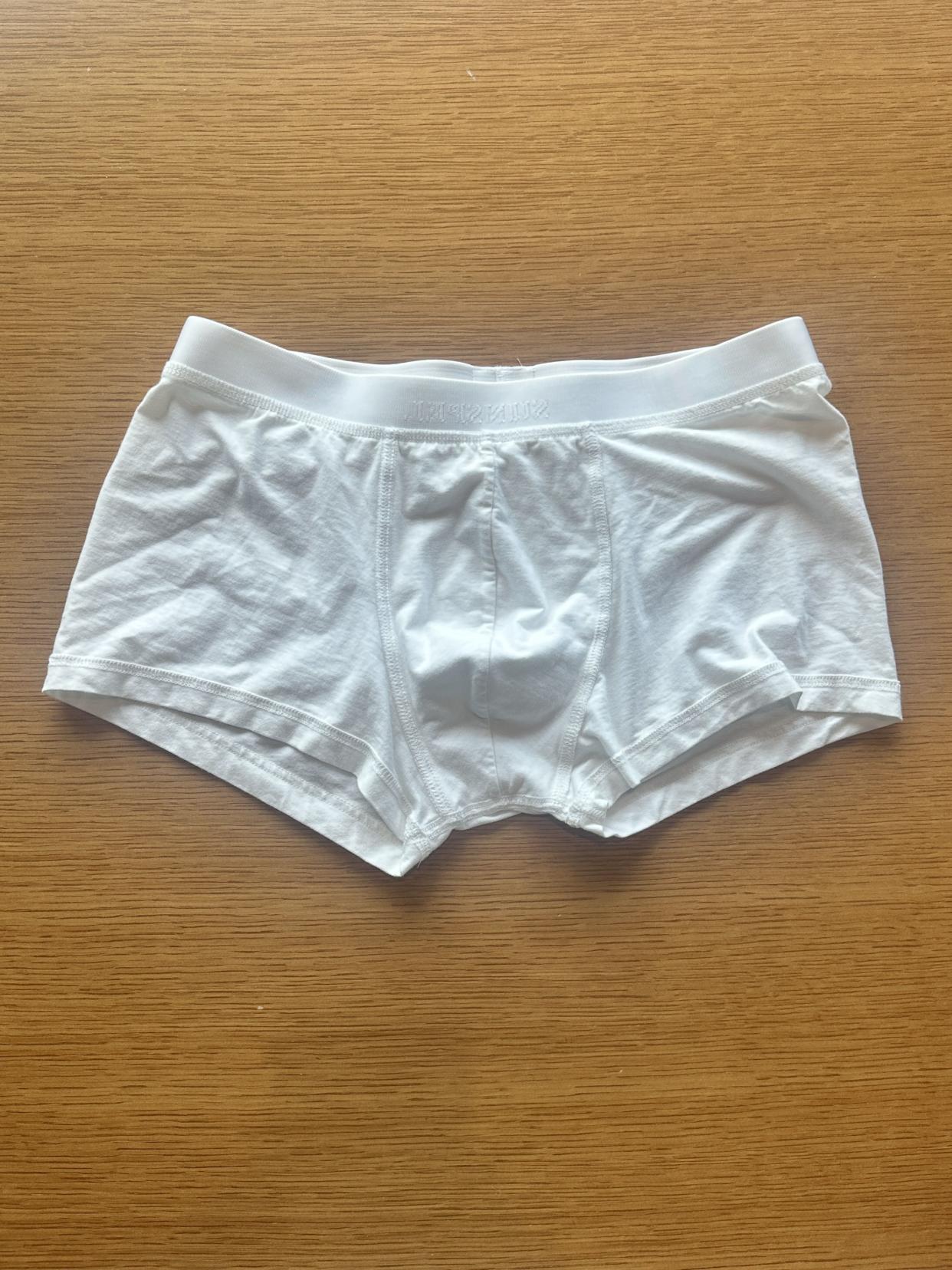 <p><a href="https://go.redirectingat.com?id=74968X1596630&url=https%3A%2F%2Fus.sunspel.com%2Fproducts%2Fmens-stretch-cotton-trunks-in-white&sref=https%3A%2F%2Fwww.menshealth.com%2Fstyle%2Fg19546347%2Fthe-best-mens-underwear%2F" rel="nofollow noopener" target="_blank" data-ylk="slk:Shop Now;elm:context_link;itc:0;sec:content-canvas" class="link rapid-noclick-resp">Shop Now</a></p><p>Stretch Cotton Trunks</p><p>sunspel.com</p><p>$50.00</p><span class="copyright">Maverick Li</span>