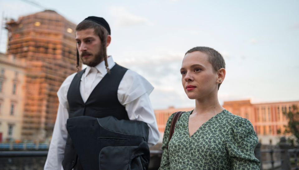 Amit Rahav as Yanky and Shira Haas as Esty on "Unorthodox."