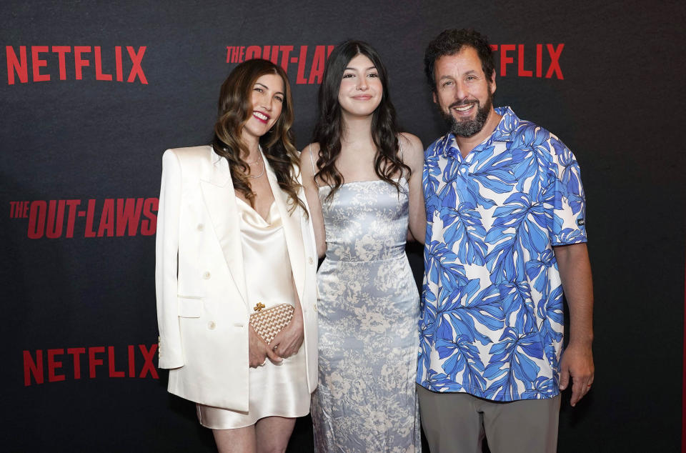 Image: Adam Sandler, Jackie Sandler, Sunny Sandler (Chris Pizzello / AP)