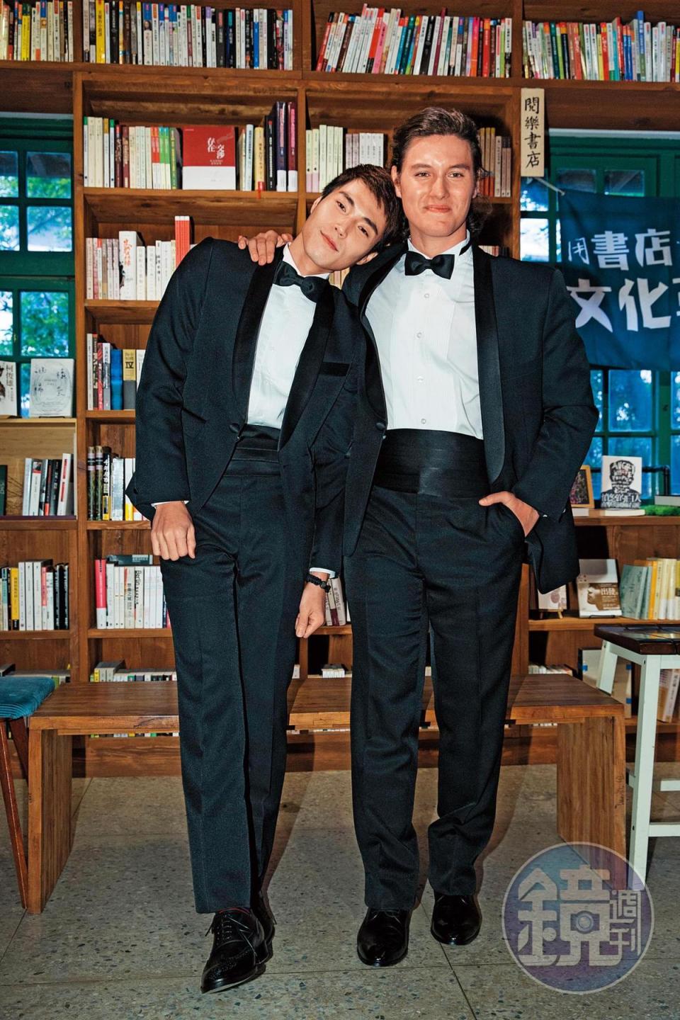 唐振剛（左）4度演出同志角色，和周厚安飾演同志情侶，堪稱同志專業戶。