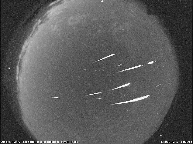 An image of an Eta Aquarid meteor from the NASA All Sky Fireball Network station in Tullahoma, Tennessee, in May 2013. / Credit: NASA