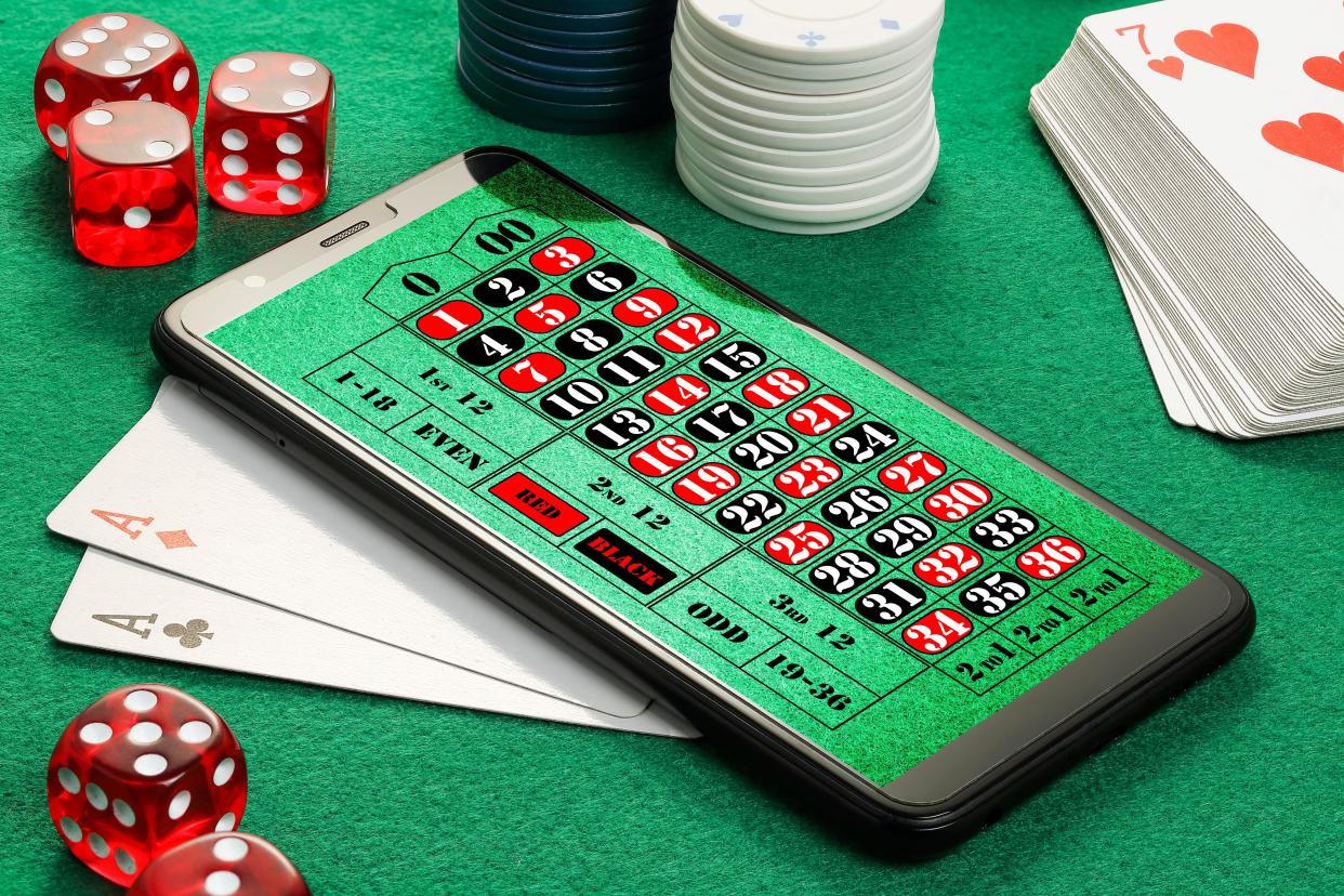 A smartphone on a roulette table