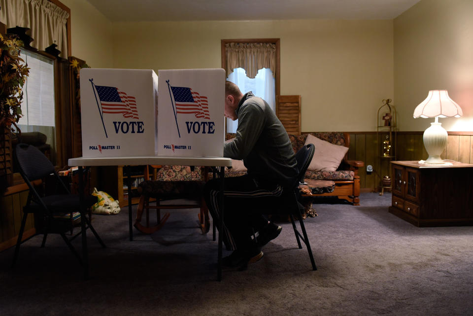 A living room polling place in Dover, Okla.