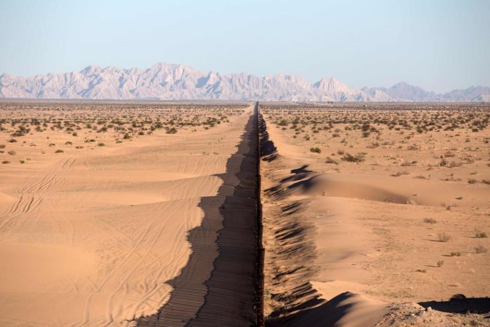 A section of the border looking west from San Luis Río Colorado, Sonora