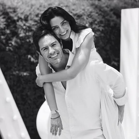 Aislinn Derbez y Mauricio Ochmann