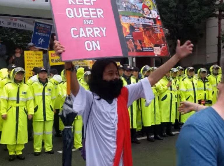 Christians protesting LGBT Pride surprised by appearance of pro-gay 'Jesus'
