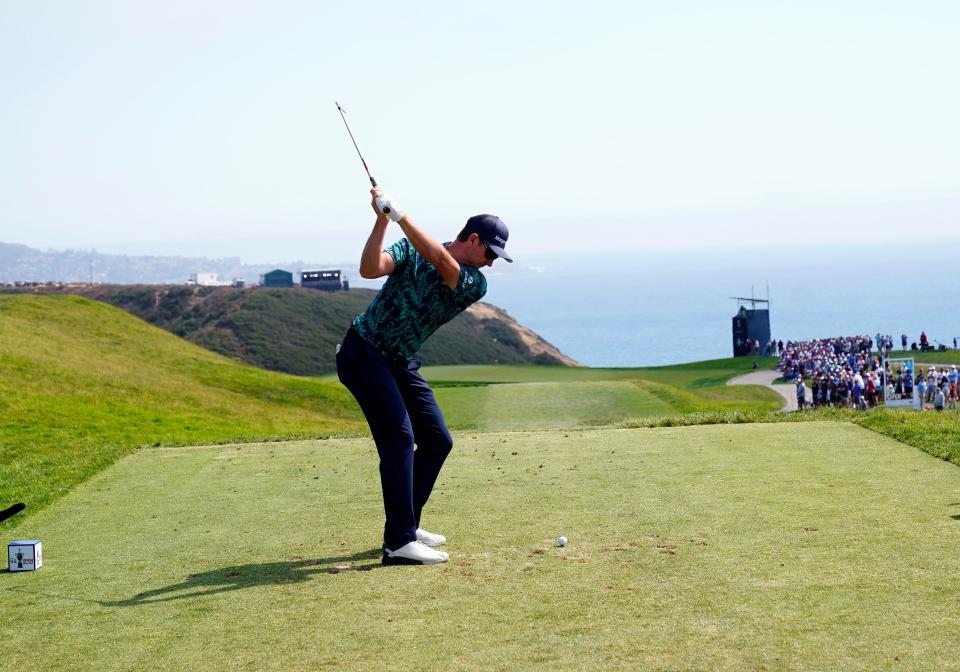 A golfer plays his shot from the third tee during the 2021 U.S. Open at Torrey Pines Golf Course.