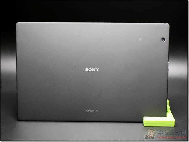 Sony Xperia Z4 Tablet 開箱評測 極致輕薄最強防水Android平板