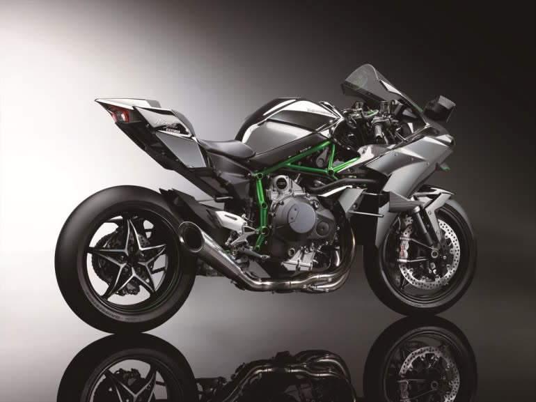 2015_Kawasaki_Ninja-H2R_5.med_-770x577