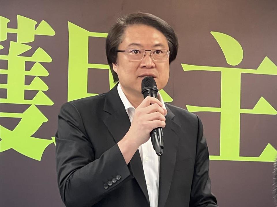 徐巧芯爆料王義川監控爭議資料來自民進黨 林右昌：不是那樣子。曾薏蘋攝