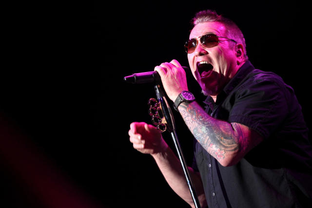 Smash Mouth's Steve Harwell Leaves Band After Viral Show