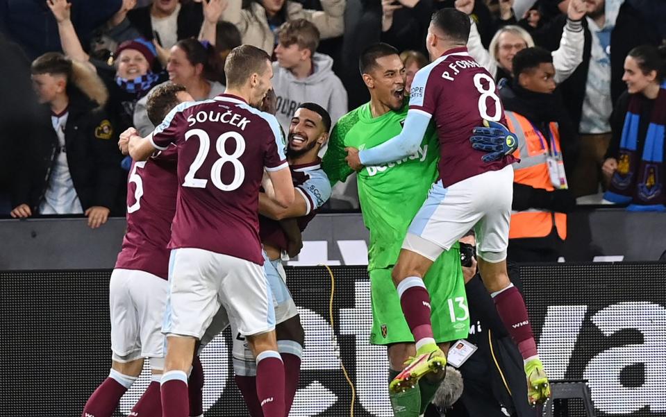 West Ham's fine season continues as they knockout Carabao Cup holders Man City on penalties - AFP