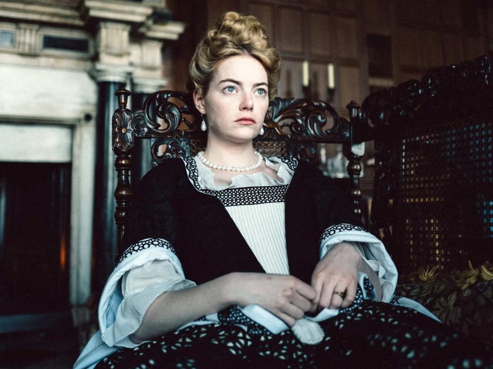 the favourite fox searchlight