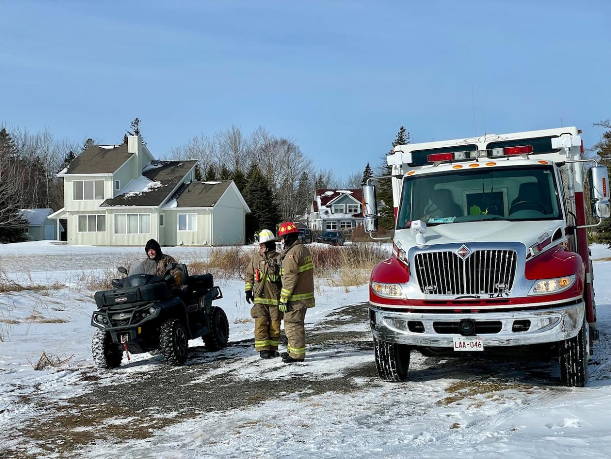Firefighters in Grande-Digue searched for Daniel Robichaud around Shediac Island. The 64-year-old man was reported missing after going ice sailing on Wednesday. (Alexandre Silberman/CBC - image credit)