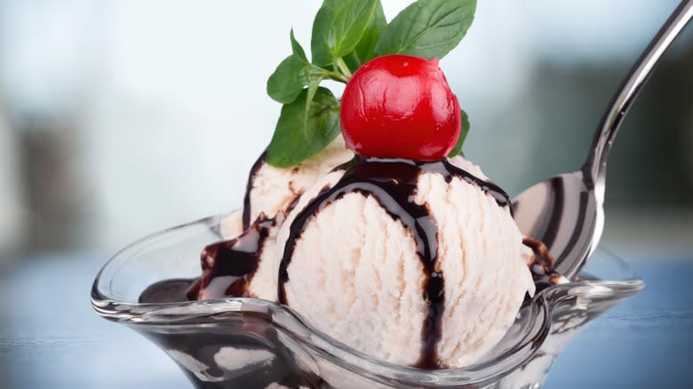 Sundae with hot fudge 