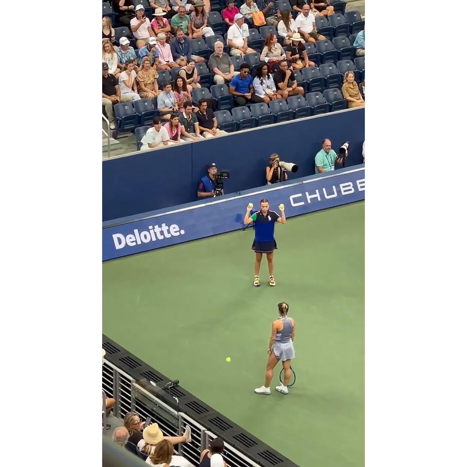 Yulia Putintseva apologizes for behavior towards ball girls at US Open 2