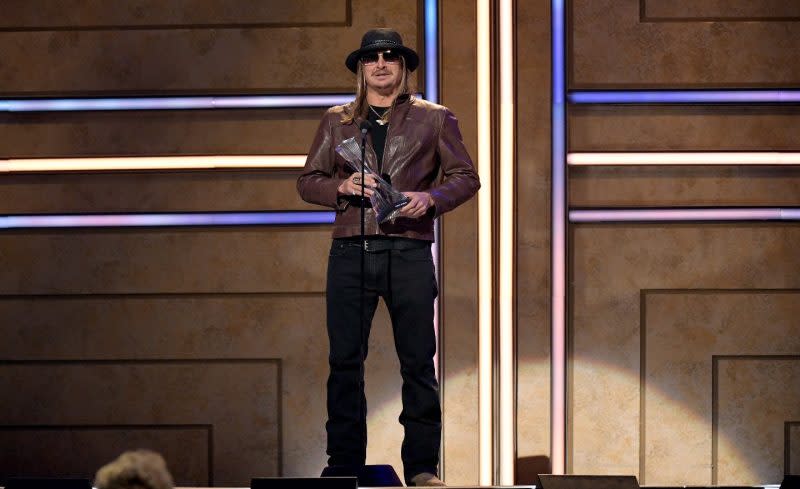 Kid Rock speaks onstage during the 2019 CMT Artist of the Year at Schermerhorn Symphony Center on October 16, 2019 in Nashville, Tennessee. (Photo by Jason Kempin/Getty Images for CMT/Viacom)