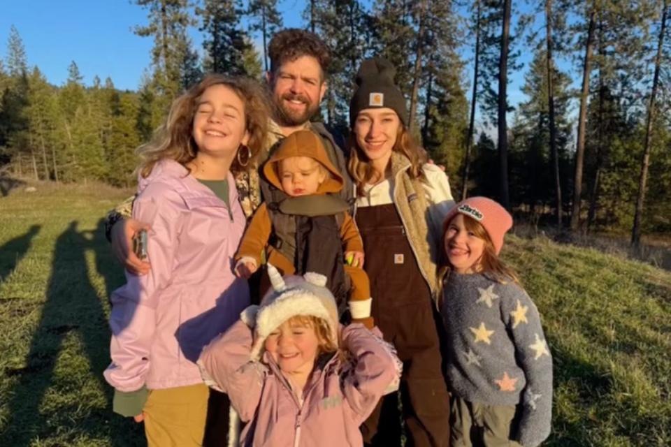 <p>Jack Osbourne/Instagram</p> Jack Osbourne (center) and wife Aree Gearhart with kids Pearl, Andy, Minnie and Maple
