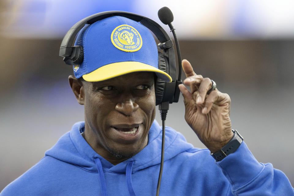 FILE - Los Angeles Rams defensive coordinator Raheem Morris during an NFL football game against the Cleveland Browns, Sunday, Dec. 3, 2023, in Inglewood, Calif. The Atlanta Falcons interviewed Los Morris for the head coaching vacancy on Saturday,, Jan 20, 2024, adding a familiar name to list of candidates. (AP Photo/Kyusung Gong, File)