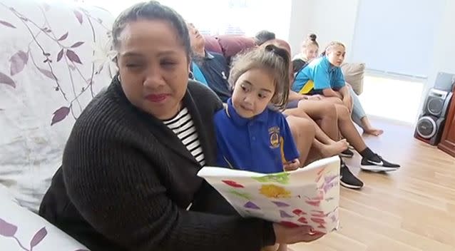 Ms Bates' says she went blind weeks after little Ritia was born. Photo: 7 News