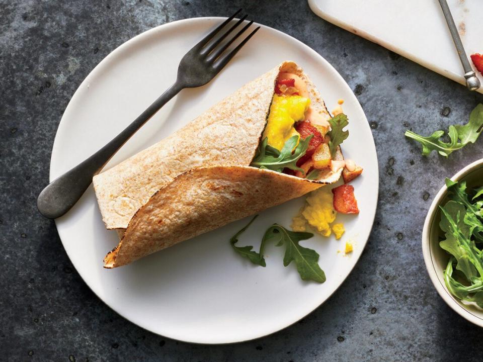 Bacon, Arugula, and Egg Wraps