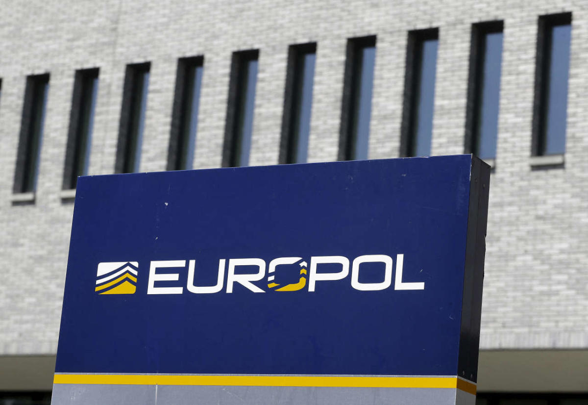 These fake Europol investigators who rip off the Germans