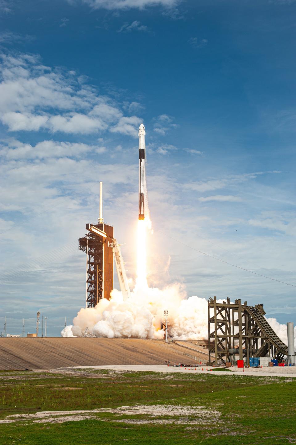 spacex crew dragon spaceship launch abort escape system test january 19 2020 cape canaveral kennedy space center KSC 20200119 PH AWG04_0008_orig