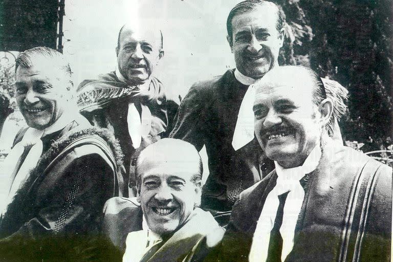 Hermanos Abalos