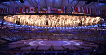 <p>Performers wait to enter the main stage for the 2016 Rio Olympics closing ceremony on August 21, 2016. (REUTERS/Leonhard Foeger) </p>